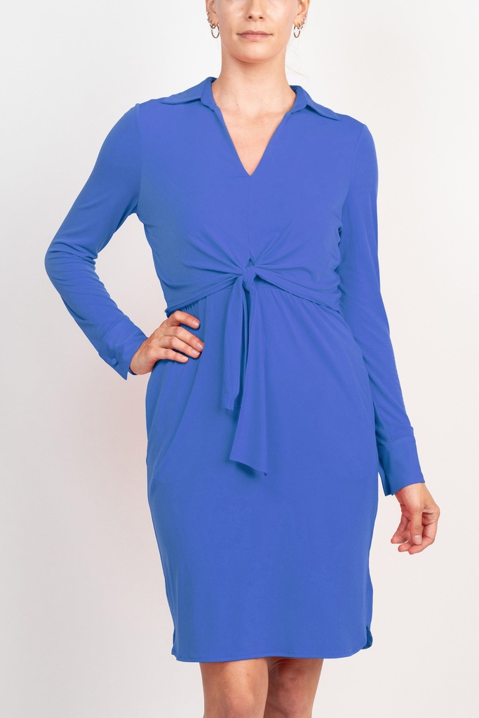 Vestido de cintura ceñida con nudo