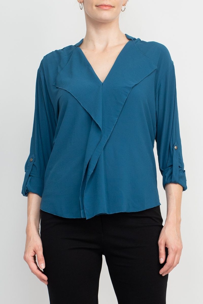 Blusa con solapa en V