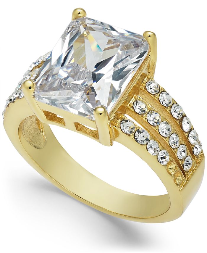 Anillo de tres hileras de cristal
