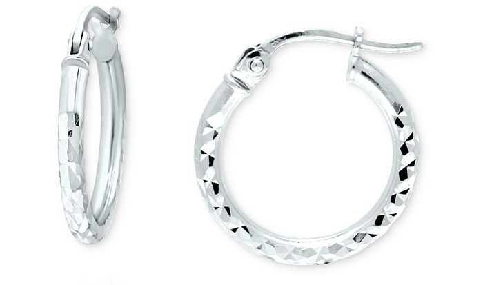 Aretes de aro pequeños texturizados