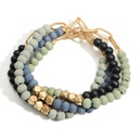Juego de cuatro pulseras con cuentas