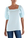 Blusa con cuello cuadrado