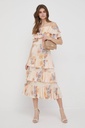 Vestido con hombros descubiertos