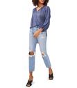 Blusa con ojales y mangas abullonadas