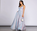 Vestido sin mangas con escote en V