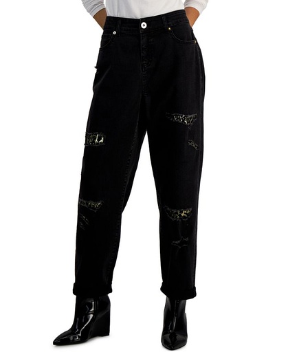 Jeans rotos con inserciones