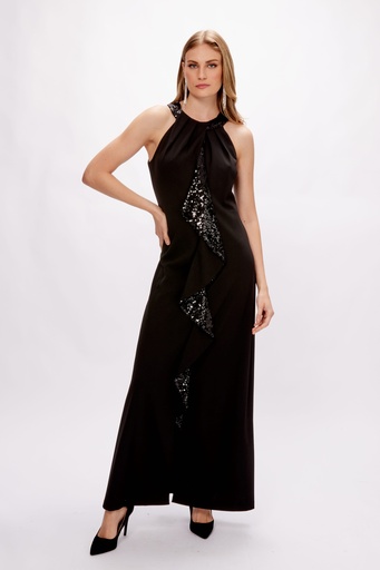 Vestido halter con volantes