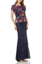 Vestido de malla con bordado floral