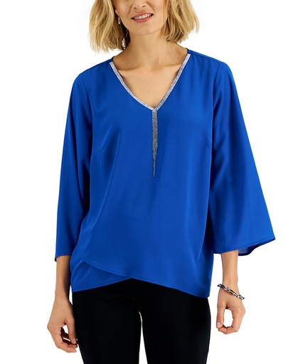 Blusa cruzada con escote adornado