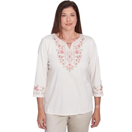 Blusa de punto bordada con  cuentas