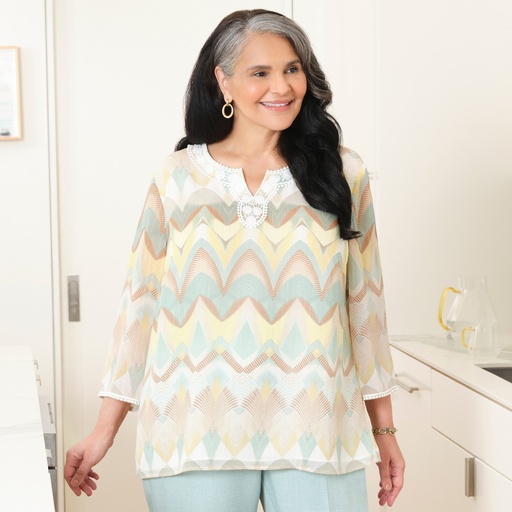 Blusa texturizada con manga 3/4 (copia)