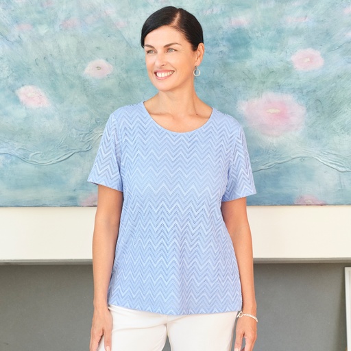 Blusa con cuentas y parches (copia)