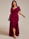 Vestido con mangas con apliques