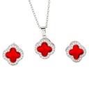 Juego de collar con aretes de trébol