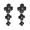 Aretes largos de flores frescas