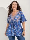 Blusa asimétrica con cuello en V