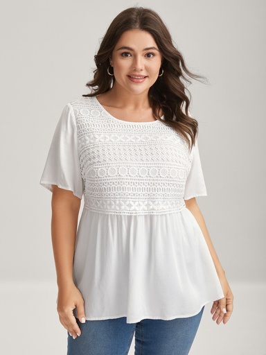 Blusa sólida con ribete de ojales