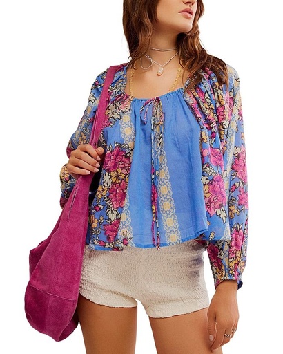 Blusa con mangas abullonadas (copia)
