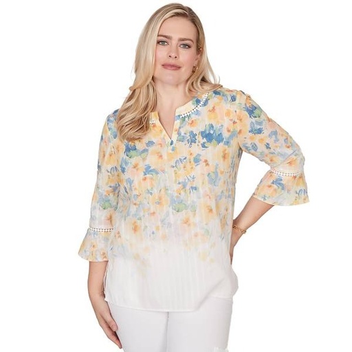 Blusa floral de manga con volantes