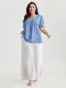 Blusa microfloral y ribete de encaje
