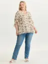 Blusa floral de mangas con volantes