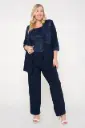 Traje de pantalón y chaqueta de encaje 