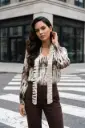 Blusa con estampado acuarela   
